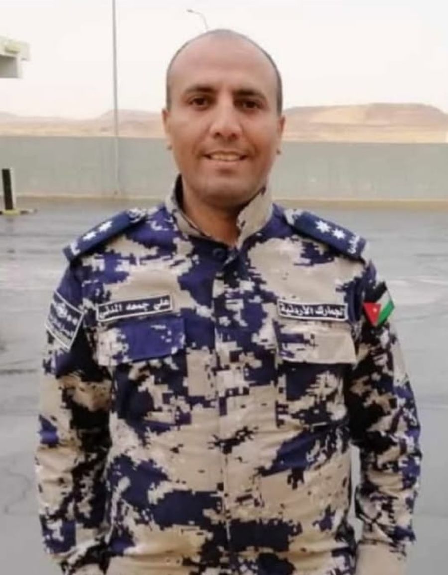 الرائد علي المدني.. مبارك