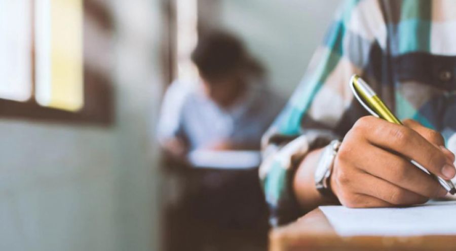 الدفاع المدني يستجيب لطالب احتاج للأوكسجين