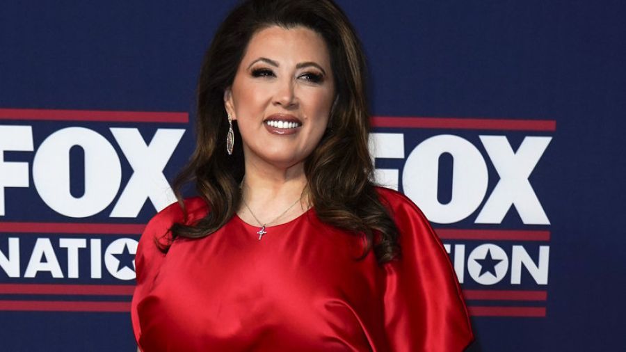 بينهم الأردنية جانيت نشيوات.. ترامب يكرّم