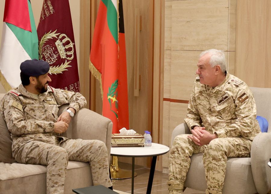 الحنيطي يستقبل وفدا عسكريا سعوديا