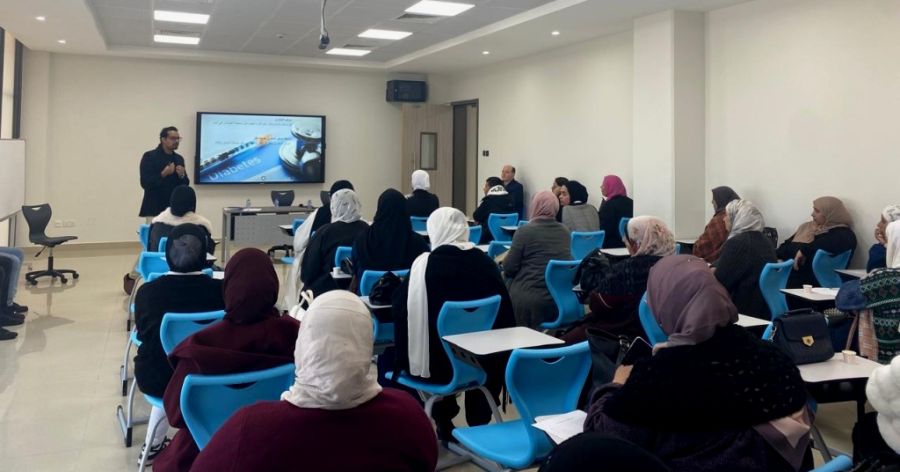 طب الأسنان في عمان الأهلية تنظم