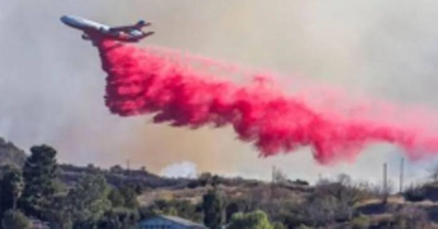 مادة وردية تغطي لوس أنجلوس.. وتحذيرات