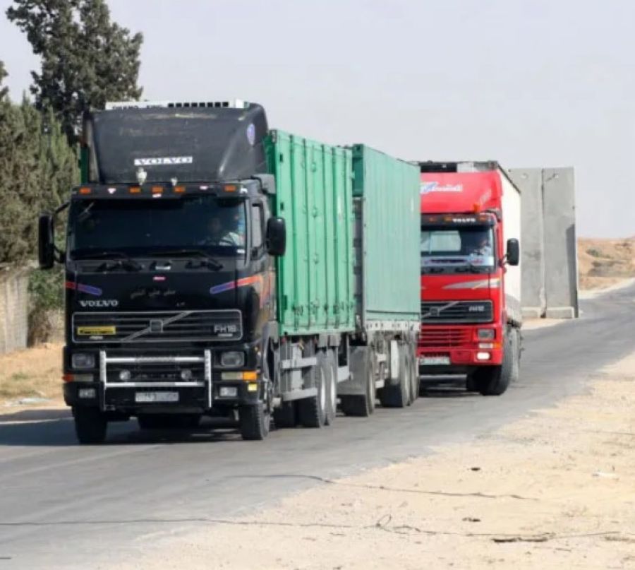 بدء دخول شاحنات المساعدات إلى غزة