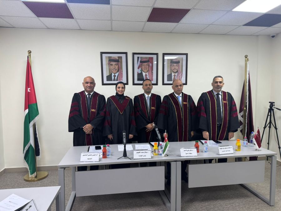 رهف غنام.. مبارك الماجستير (صور)