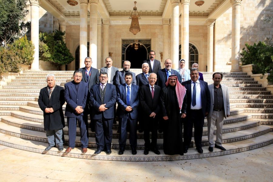 العيسوي يلتقي فعاليات شعبية.. ماذا قال