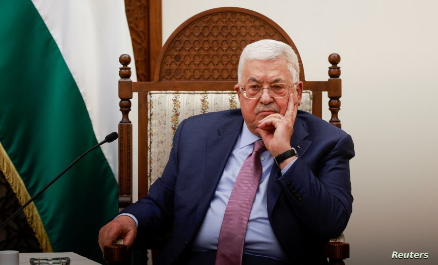 عباس يدين أي مشروع تهجير لسكان