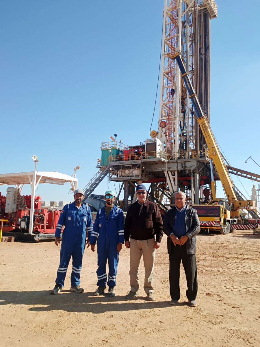 الخرابشة يتفقد أعمال الحفر في منطقة