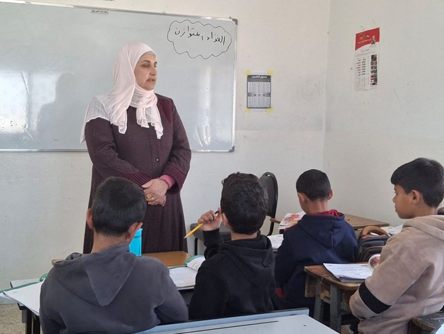 المومني في زيارة تفقدية لمدارس المديرية