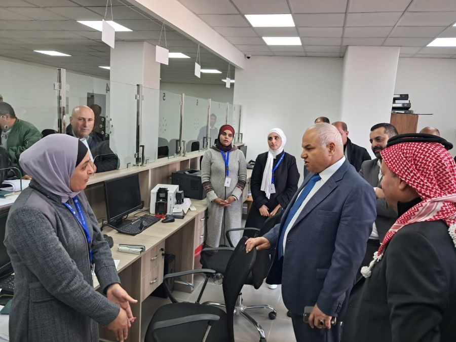 وزير العمل يلتقي أهالي لواء الجيزة