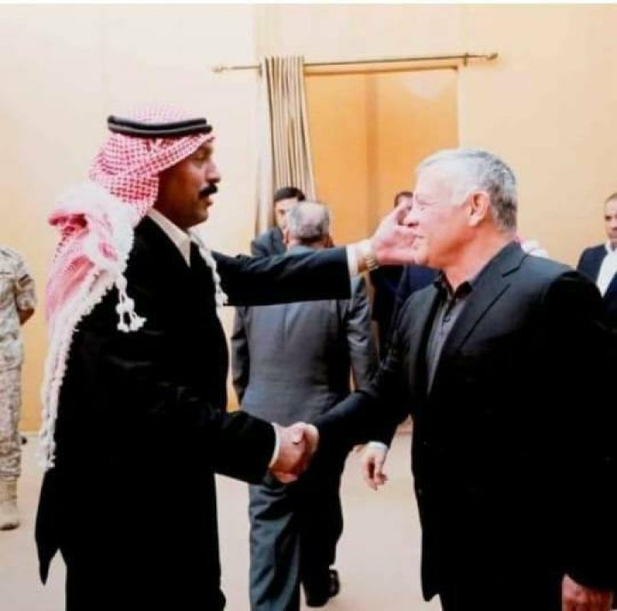 أبو عليم: مع الملك والوطن ونرفض