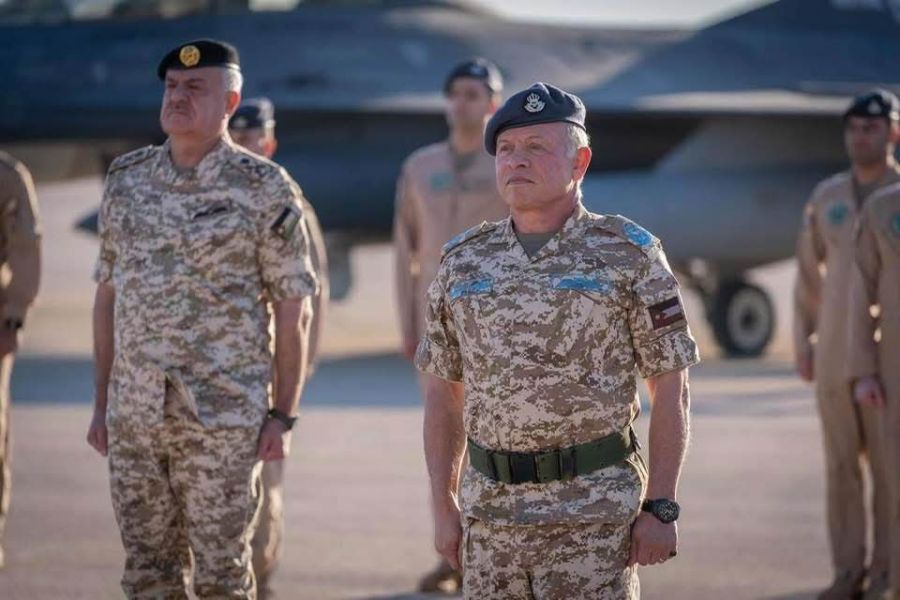 آل الحايك: خلف الملك