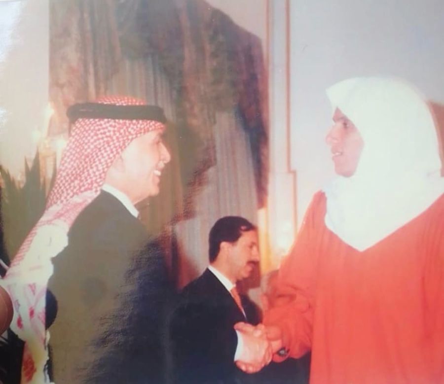 العشوش تكتب: يوم الوفاء والبيعة