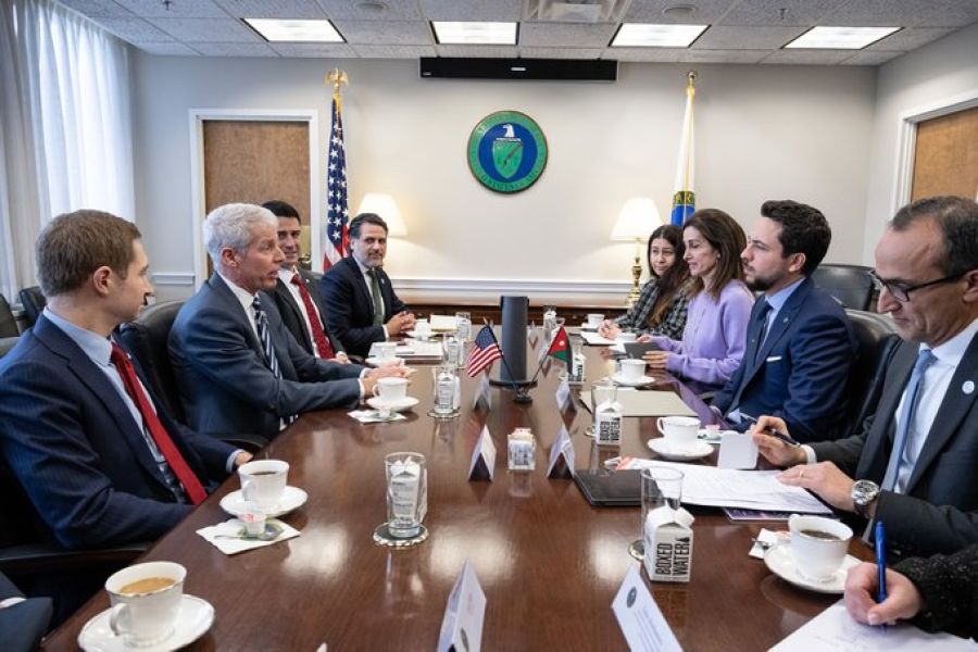 ولي العهد يبحث في واشنطن فرص