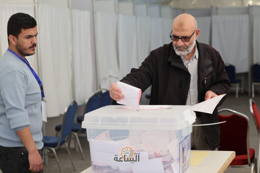 إغلاق صناديق الاقتراع في انتخابات الشعب