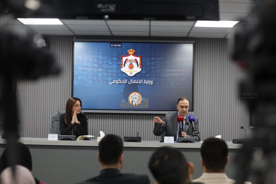 المومني يلتقي شباب مشروع الزمالة البرلمانية