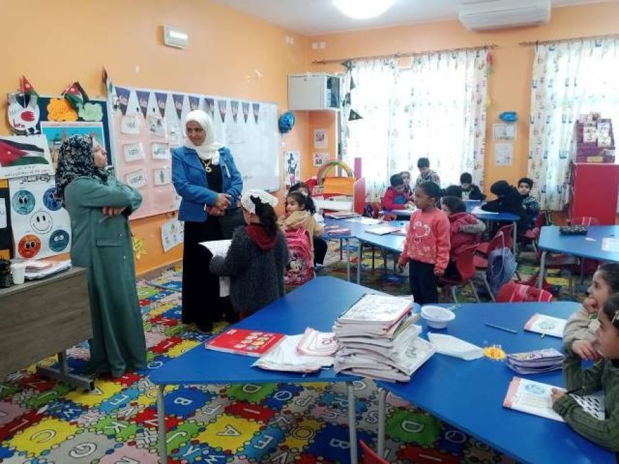 فريحات تتفقد مدرستي ميسون الدمشقية الأساسية