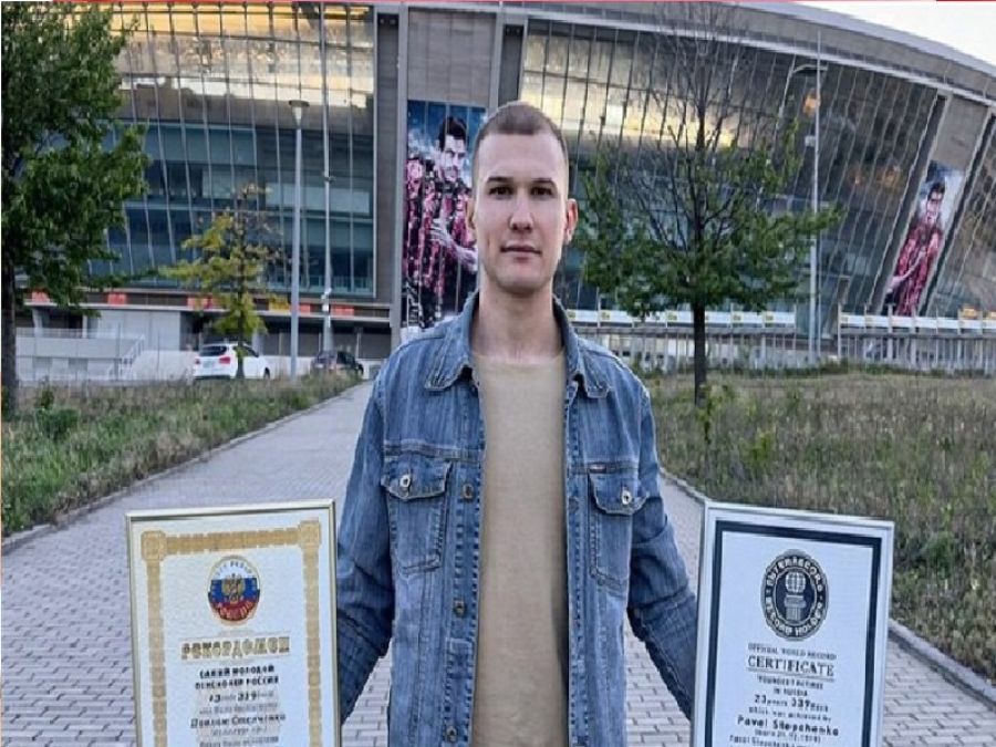 بعمر 23 عاما.. أصغر متقاعد في