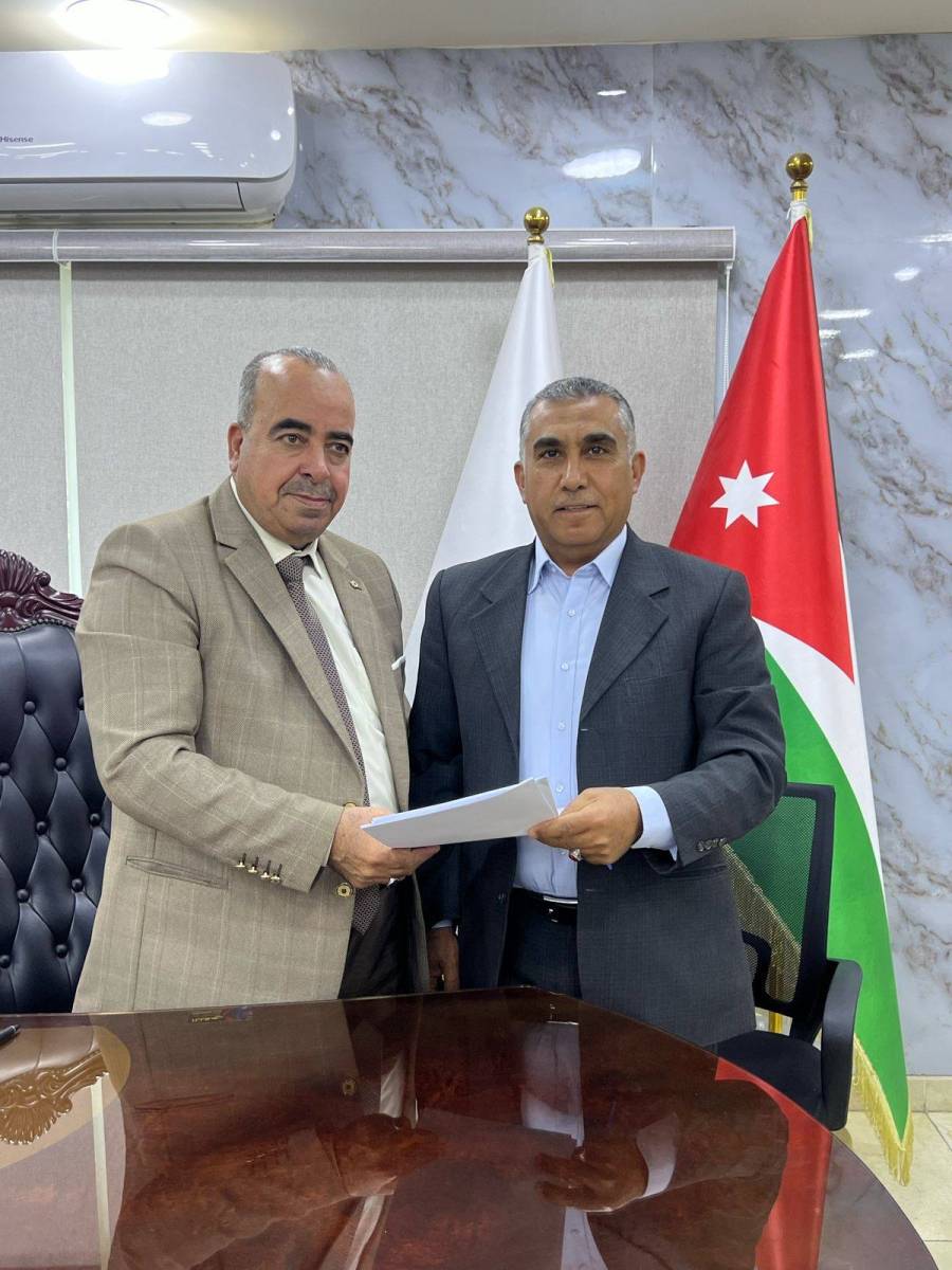 بلدية برقش تبرم شراكة إستراتيجية مع