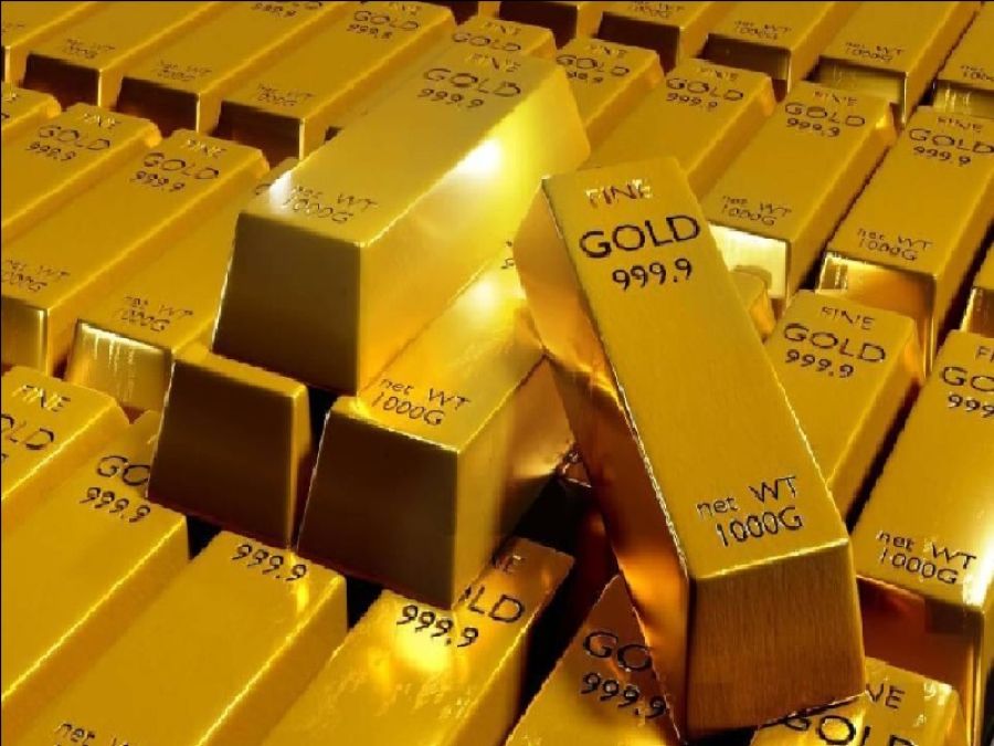 الذهب يتراجع بعد ارتفاع قياسي في