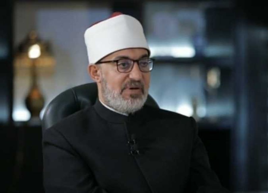 من يدع للجهاد فليتقدم الصفوف بنفسه..