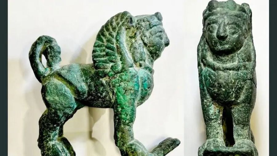 تمثال من آثار اليمن للبيع في