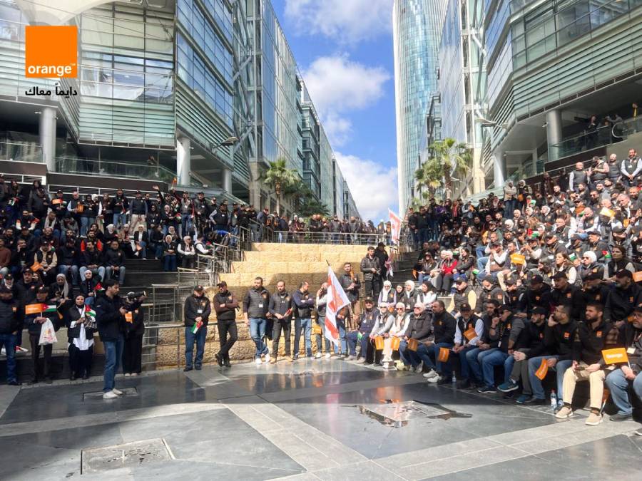 أورنج الأردن تلتقي مع زبائنها بشكل