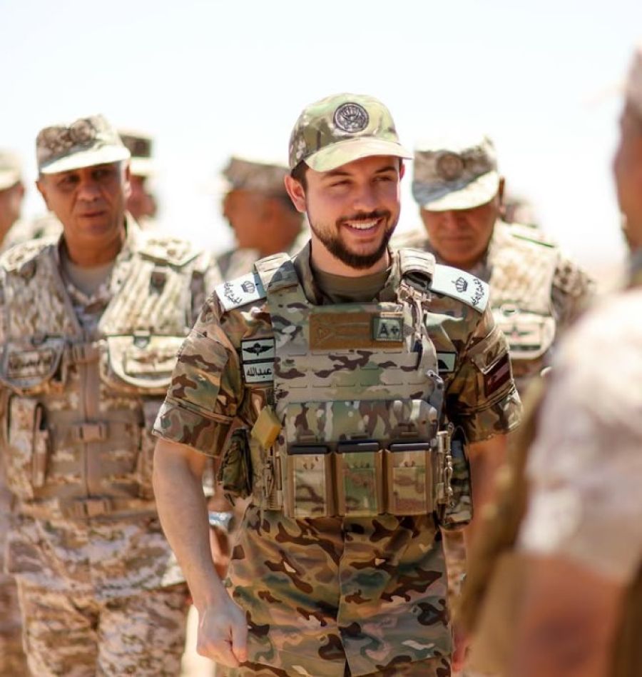 شاهد.. ولي العهد يهنئ بمناسبة يوم