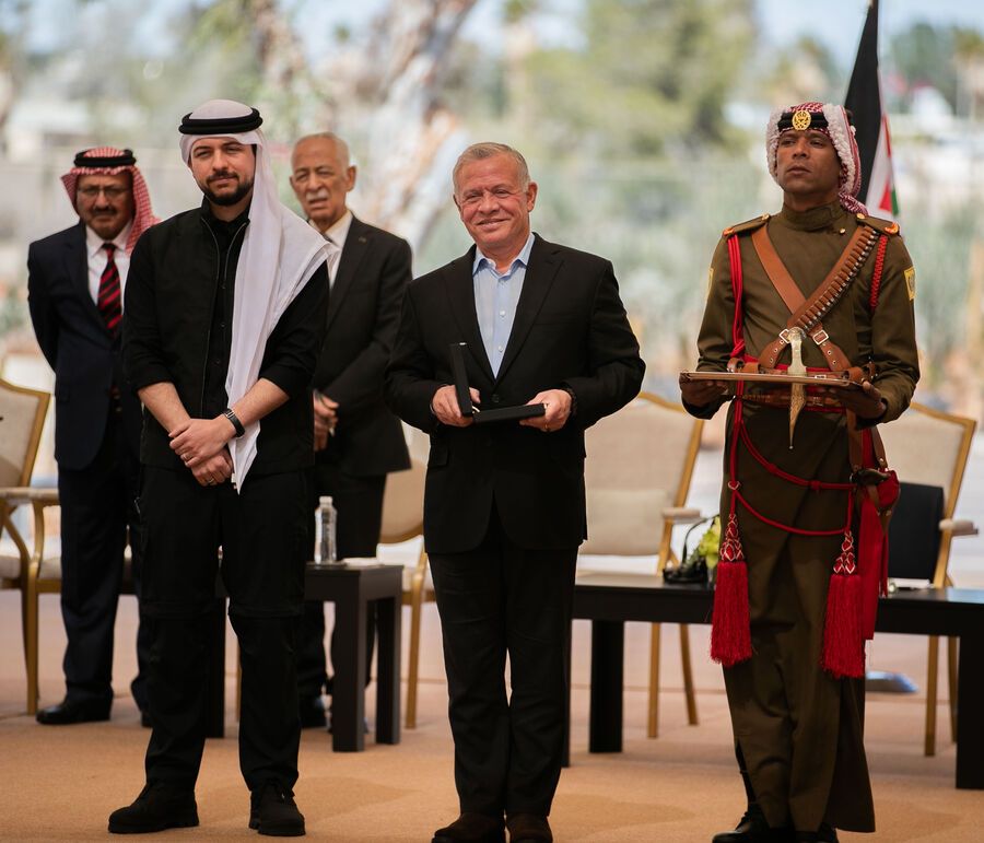 الملك ينعم على 114 أردنيا (أسماء)