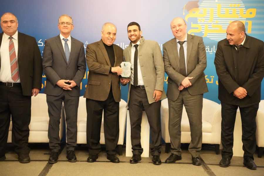 صناعة عمان تشارك في تكريم الفائزين