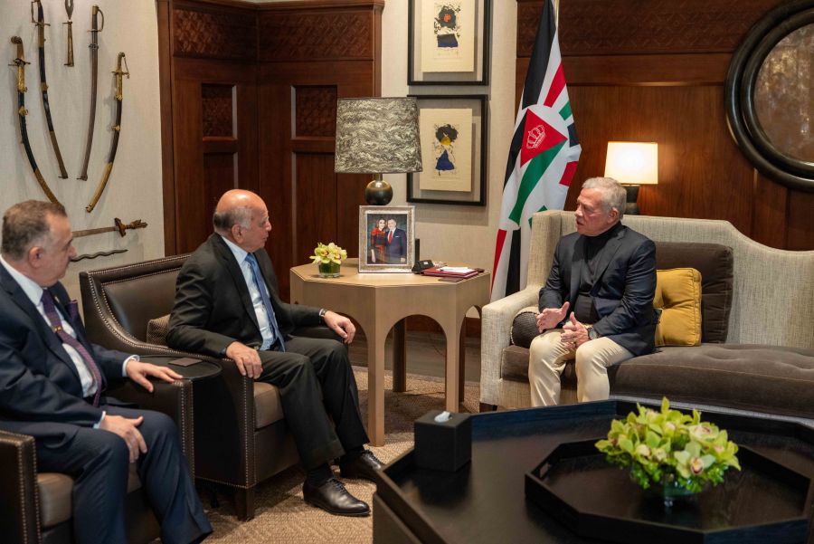 الملك يتلقى دعوة للمشاركة بالقمة العربية