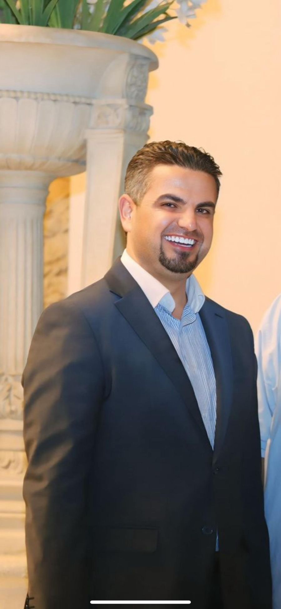 الزبون يكتب: بين التصعيد وضبط الإيقاع..