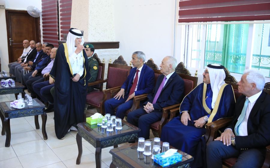 الديوان الملكي يعزي عشيرتي الخرابشة والفاعوري