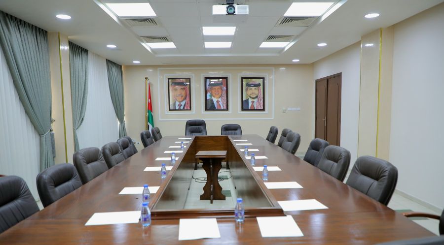 الغويري: أنهينا قضية الموظفين المنتدبين من