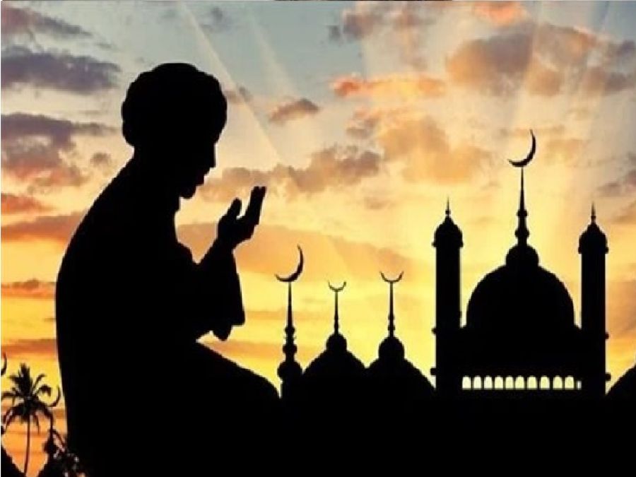 لديّ صديق يشكو إليّ حاله مع