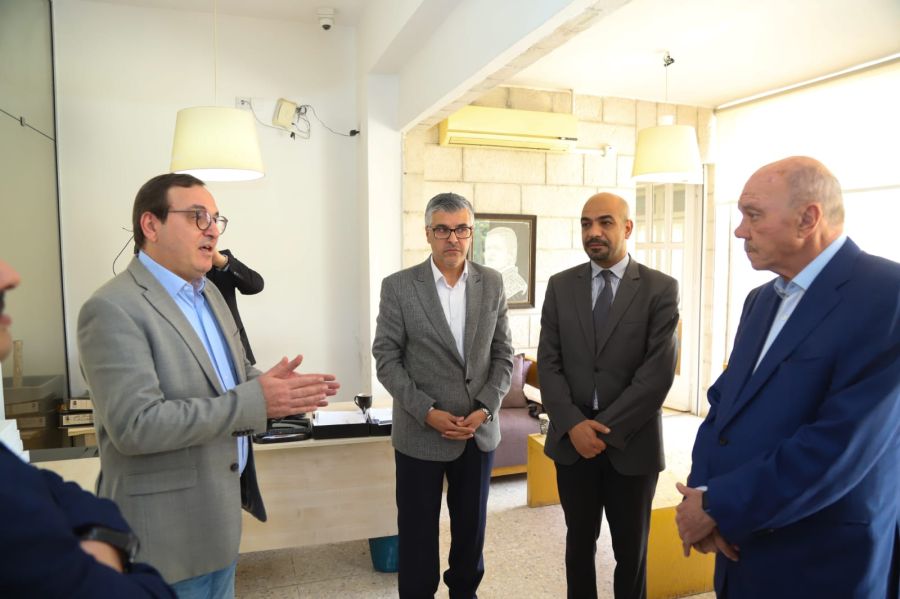 فيصل الفايز في متحف المشير حابس