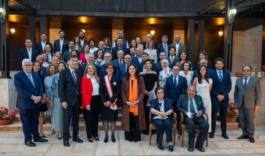 اليابان تمنح لينا عناب وساما رفيعا..