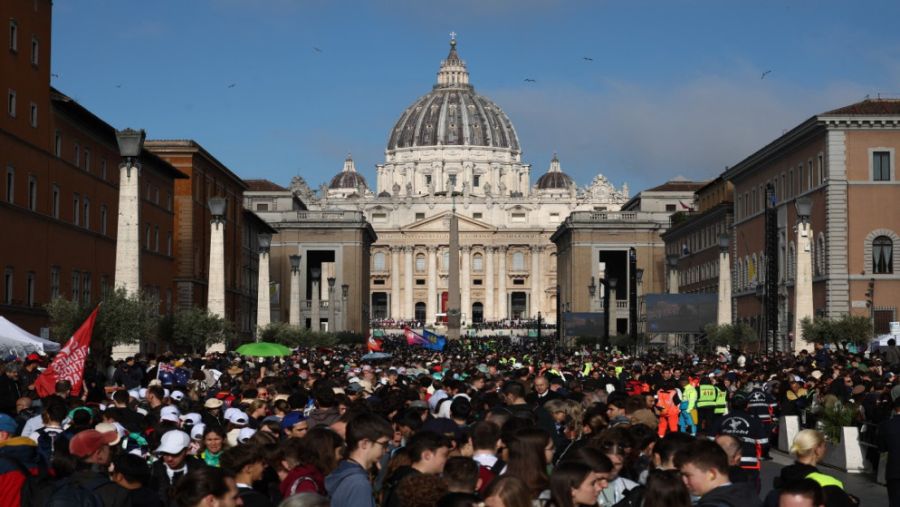 جنازة مهيبة للبابا فرنسيس