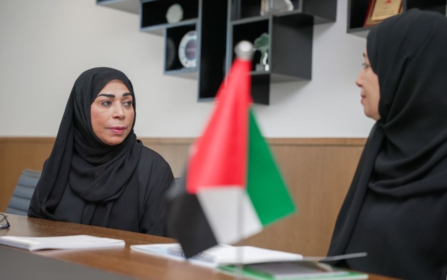 منى خليفة حماد عضو المجلس الوطني