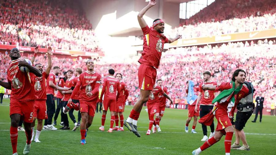 كم ربح ليفربول بعد فوزه بالدوري