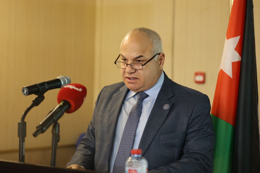 وزير العمل يطلق فعاليات الأسبوع الوطني