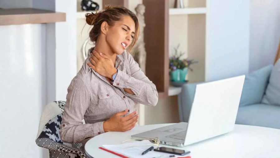 دراسة تحذر من مخاطر الجلوس الطويل