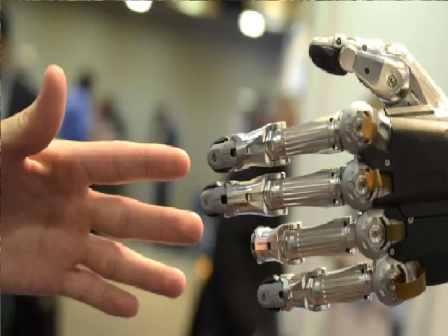 اللمس الاصطناعي يقترب من تحقيق حلم