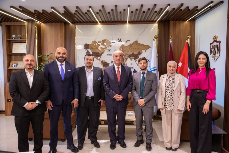 الهندي والمساعيد يبحثان تعزيز التعاون بين