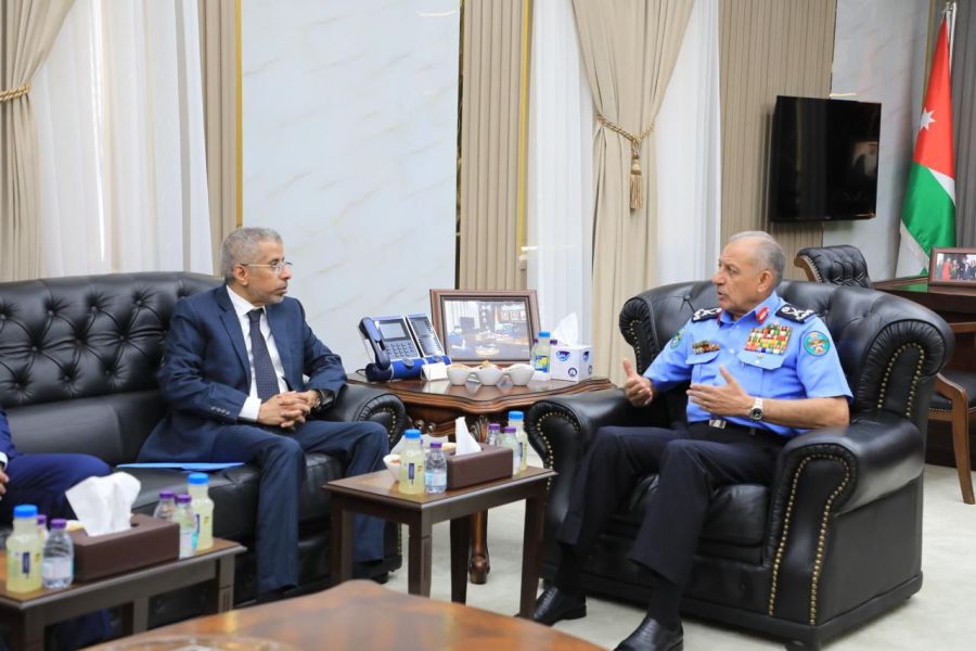 مدير الأمن العام يلتقي الأمين العام