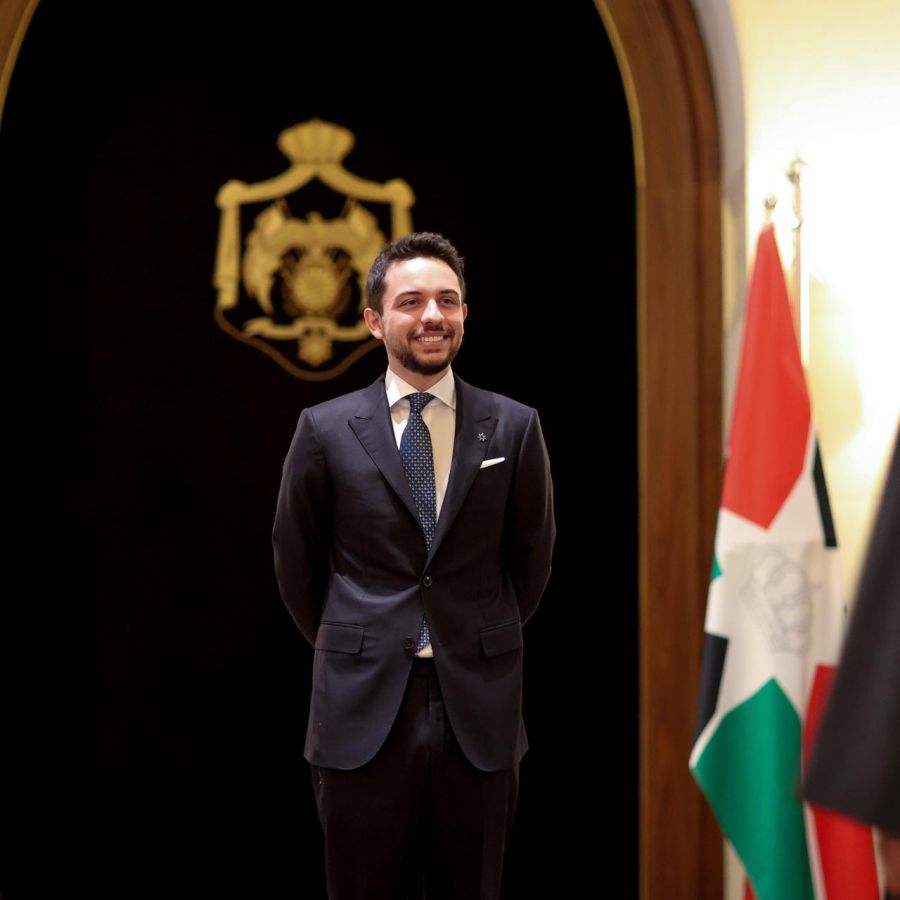 ولي العهد يبدأ زيارة عمل لليابان