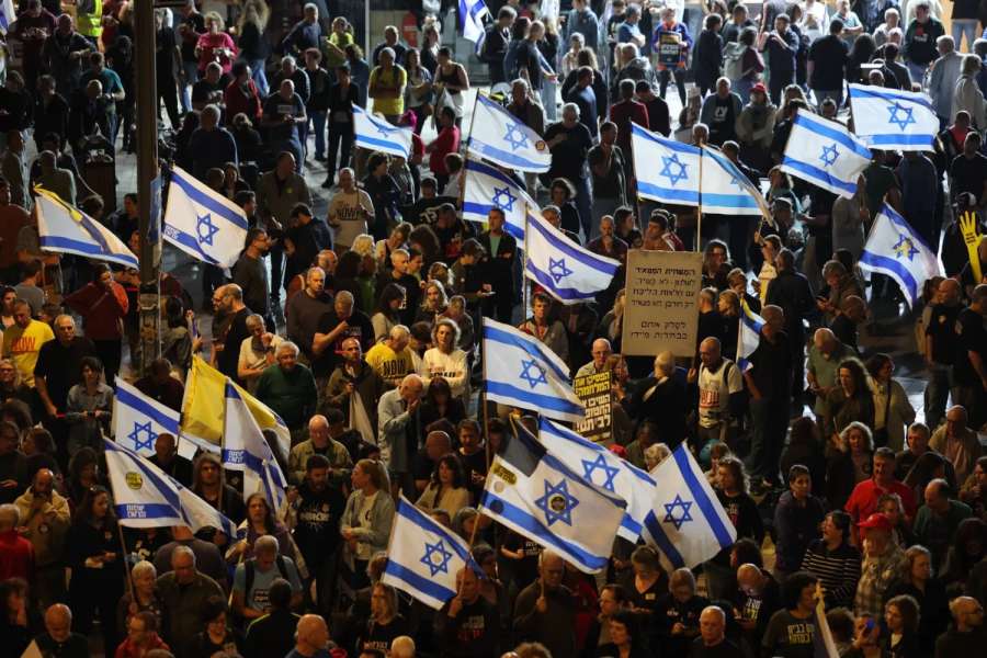 تصريح ترمب عن عدد الرهائن الأحياء