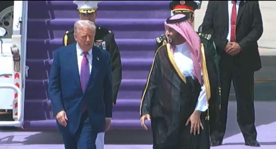 ترامب يصل إلى السعودية