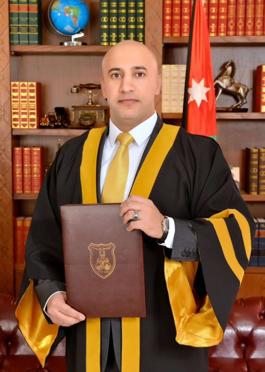 المقدم محمود المرزوق الدعجة.. مبارك الماجستير