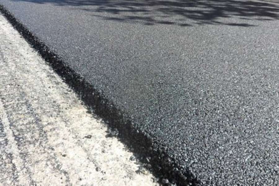 الامانة تباشر أعمال تعبيد ليلية مساء