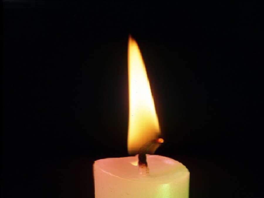 أن ترى نورا وسط الظلام -